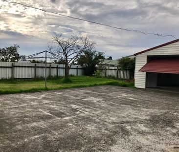 33, Royston Street, Rosehill - Photo 2