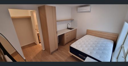 Ensuites & Kitchenettes in every room - Photo 5