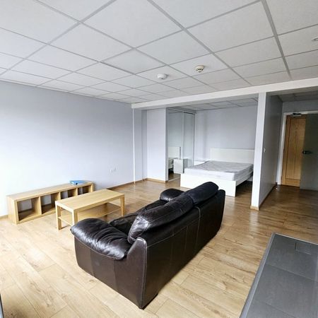 London Road - Photo 4