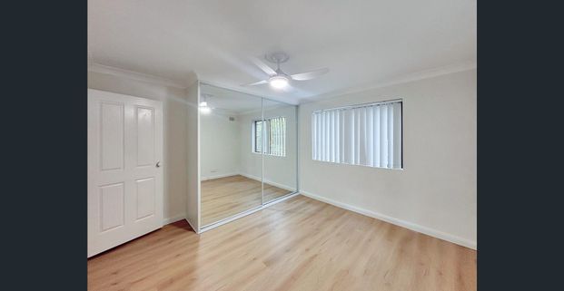 Perfectly Positioned 3 Bedroom Unit ! - Photo 1