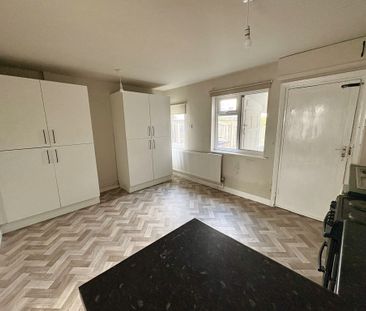 Victor Crescent - Photo 6