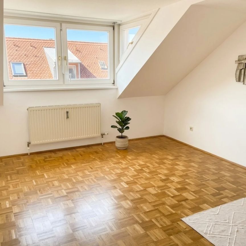 Helle 3-Zimmer-Galeriewohnung in Uni-Nähe - Photo 1