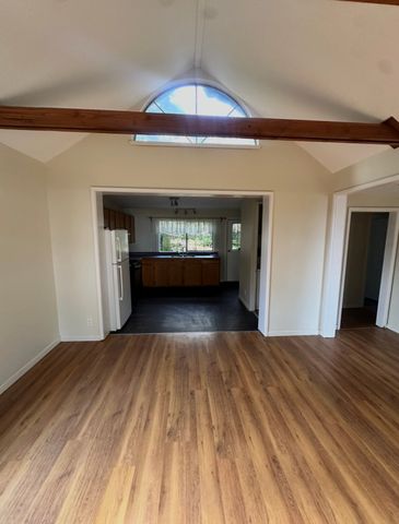 Ocean Views Home in Union Bay 2 Bed 1 Bath - Photo 3