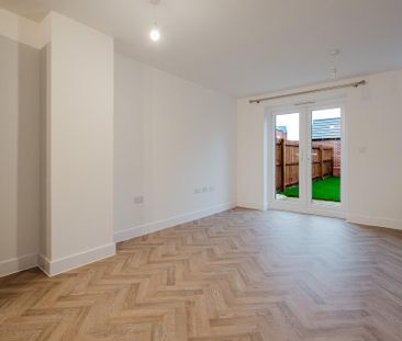 2 bedroom semi-detached house to rent - Photo 1