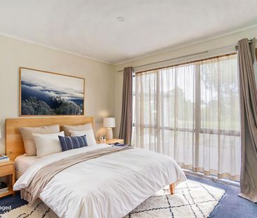 Stunning Country Outlook - Photo 3