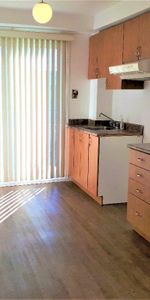 N-Rosemont 4.5 2e étage de plex Tranquille et Sécuritaire - Photo 3