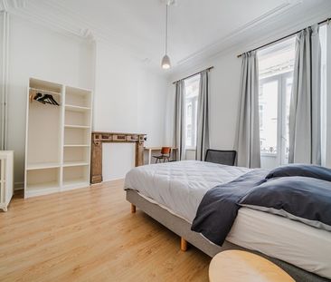 Room at Rue Charles Quint 55 - Photo 3