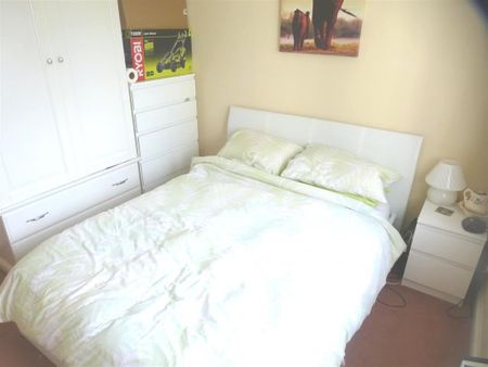 Hadley Place, Milton Keynes, Bradwell Common - Photo 2