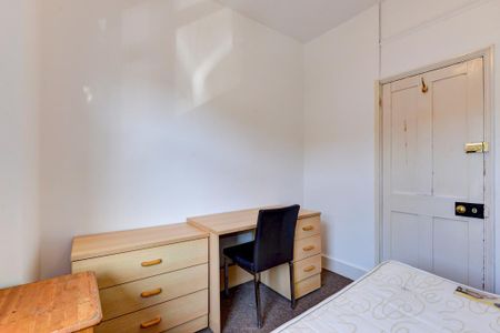 5 bedroom house to rent - Photo 3