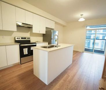 For Lease - 436 Okanagan Path, Oshawa, Ontario - Photo 6