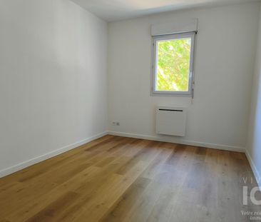 Location Appartement 2 pièces 51m² - Photo 3