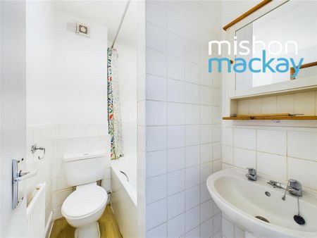 1 bedroom flat to rent - Photo 5