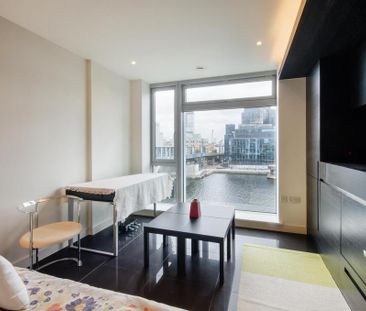 Studio to rent - Photo 2