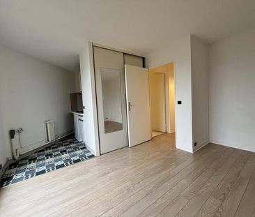 À LOUER GRAND STUDIO 26.42m2 + TERRASSE DE 18m2 BOULOGNE BILLANCOURT. - Photo 4