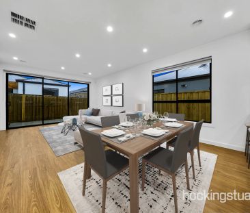 GREAT FAMILY HOME - Photo 6