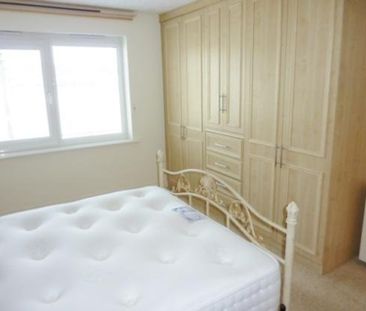 Mountbatten Close, Preston - Photo 3