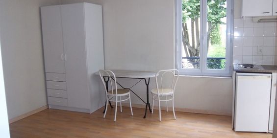 Location Appartement 1 pièce 21m² VICHY 03200 - Photo 3