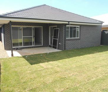 Perfect Family Home! - Photo 6