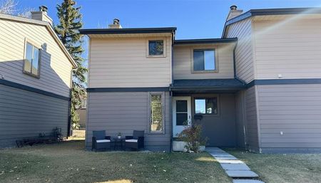 Beddington Heights Village - Photo 5