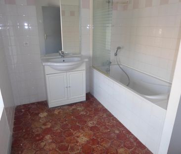 Location Appartement 3 pièces 74m² AUBENAS 07200 - Photo 6