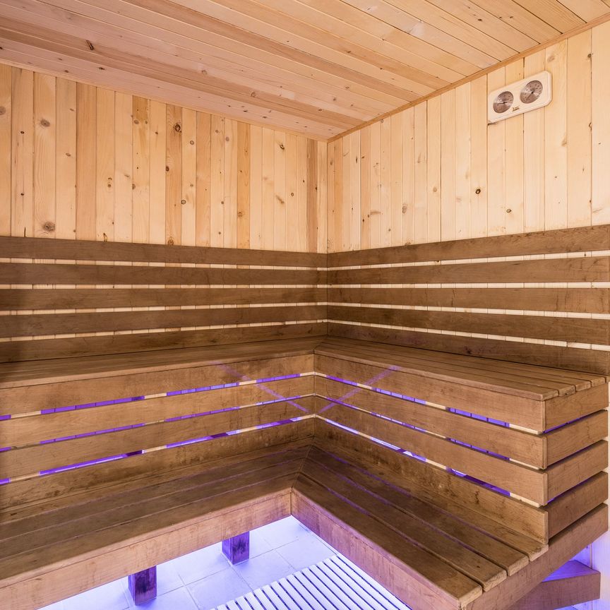 1975 Maisonneuve Blvd West1 - Photo 1