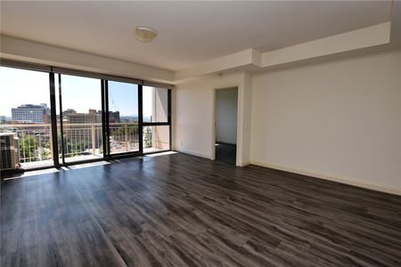 152/33 La Trobe Street - Photo 2