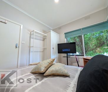 Blackburn South - Photo 5