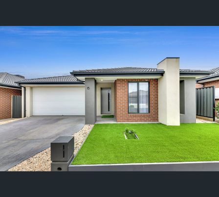 20 Modern Crescent, Tarneit, Vic 3029 - Photo 1