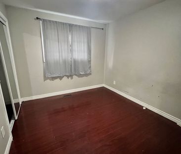 For Lease - 157 Elliott Street Unit# (Main Floor), Brampton, Ontario - Photo 3