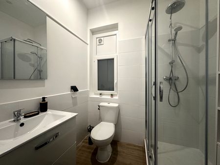 Location Appartement 2 pièces 48m² - Photo 5