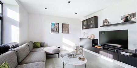 Eengezinswoning te huur in Marche-les-Dames voor € 1.250 met 2 slaapkamers - Foto 4