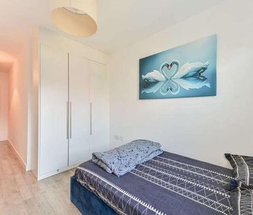 Olympic Way, Wembley, HA9 - Photo 2