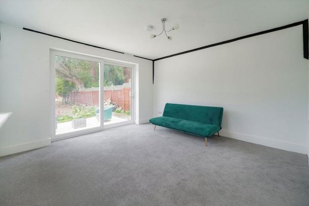 7 bedroom detached house to rent - Photo 1