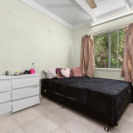 Duplex Living - Photo 3