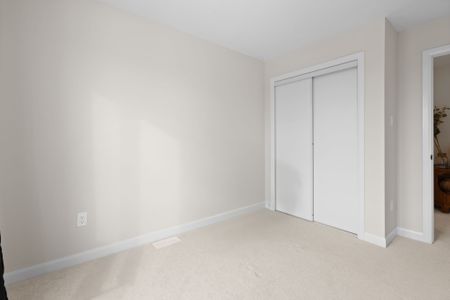 For Lease - 806 Glissade Grove, Orleans - Cumberland and Area, Ontario - Photo 2