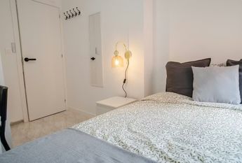 Carrer de Sant Lluís Bertran, Torrent, Valencian Community 46900