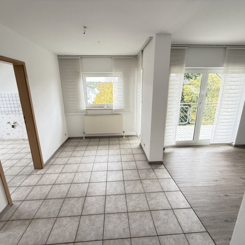 MO0971 - Helle Dachgeschosswohnung mit Balkon un Marienrachdorf - Photo 1