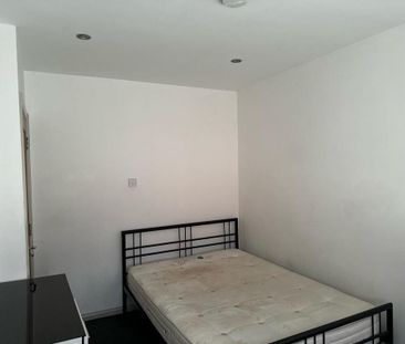 1 bedroom private hall to rent - Photo 4