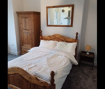 Room in a Shared House, Palmerston Crescent, N13 - Photo 2