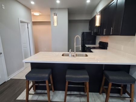 For Lease - 272 Georgian Drive Unit# #301, Oakville, Ontario - Photo 5