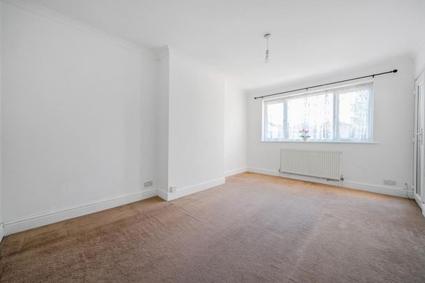 2 bedroom maisonette to rent - Photo 1