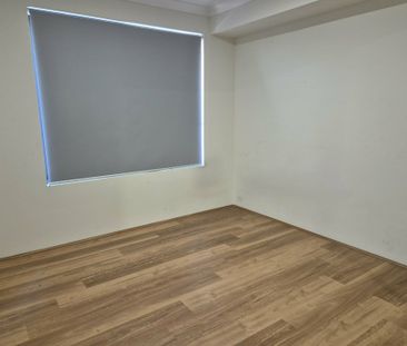 Low-Maintenance Family Home - Photo 6