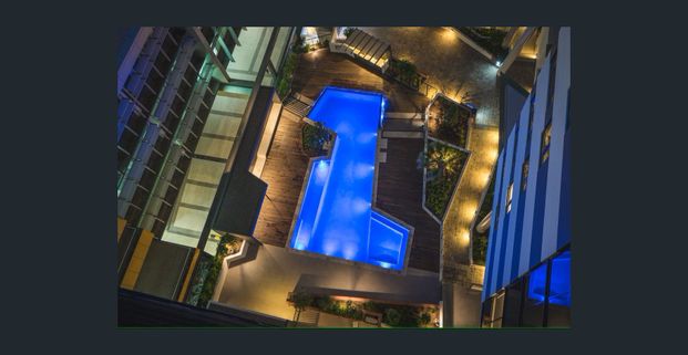 10th Floor Apartment in South Brisbane - Arena On Edmondstone - Photo 1