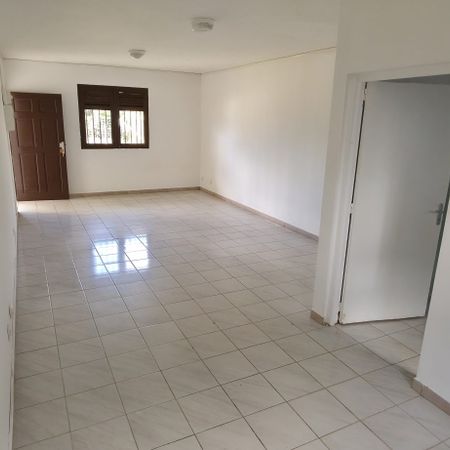 Location Appartement 1 pièce 32m² CAYENNE 97300 - Photo 4