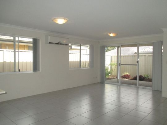 Modern Home in the Heart of Baldivis - Photo 1