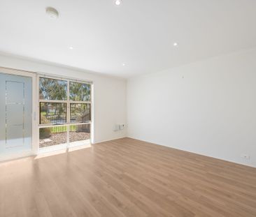 206 Anthony Rolfe Avenue, Gungahlin ACT 2912 - Townhouse For Rent |... - Photo 1