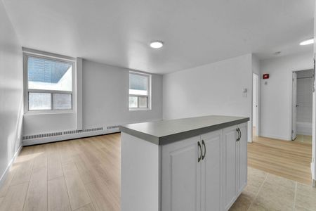 145 York St - Photo 4