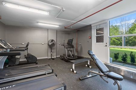 Willowbrook Apartments - Photo 3