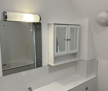 1 Bed Semi-Detached House, Truscott House, IG11 - Photo 5