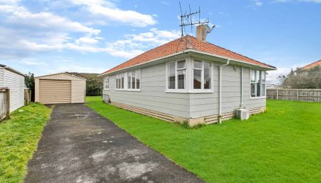 4 bedroom home in Papakura - water included! - Photo 2